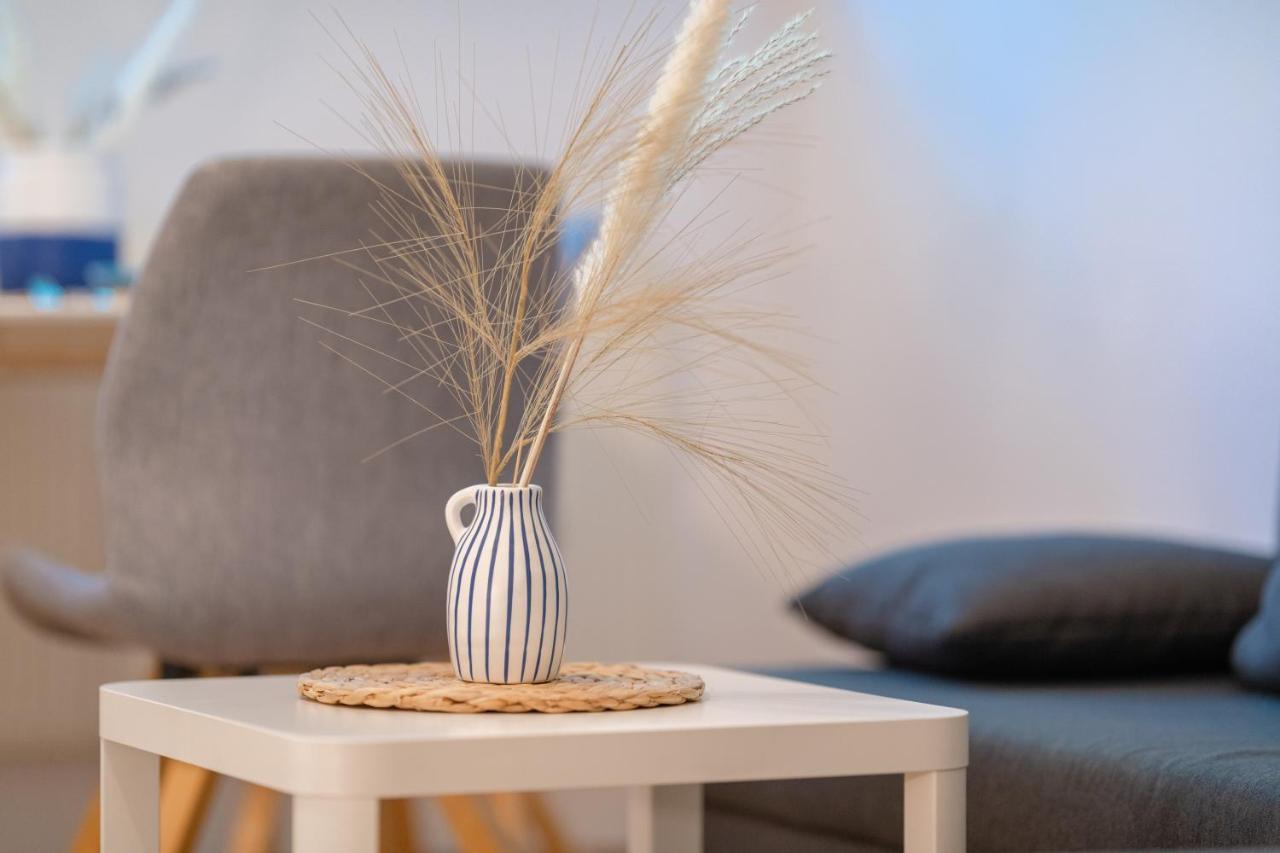 Stay Awesome - Schonfeld Apartment, Netflix Und Kostenloses Parken Κάσελ Εξωτερικό φωτογραφία